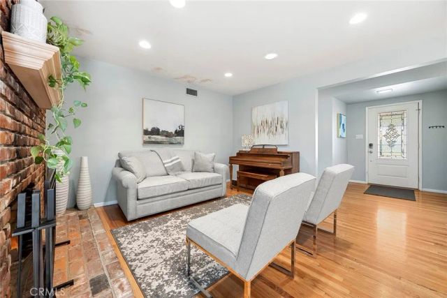 1835 W Chateau, Anaheim, CA 92804