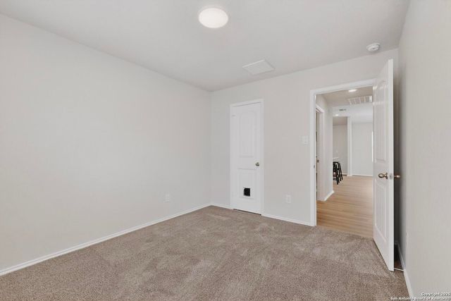 941 Armadillo, Seguin, TX 78155