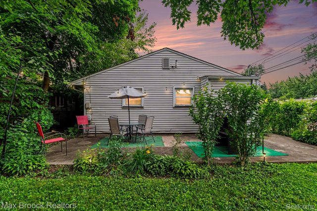 3246 Harris Street, Ferndale, MI 48220
