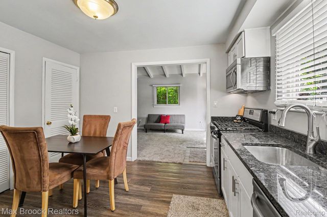 3246 Harris Street, Ferndale, MI 48220