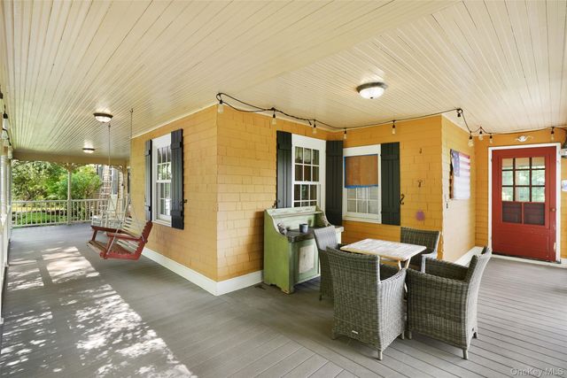 161 Ridgefield Avenue, South Salem, NY 10590