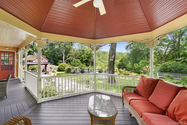 161 Ridgefield Avenue, South Salem, NY 10590