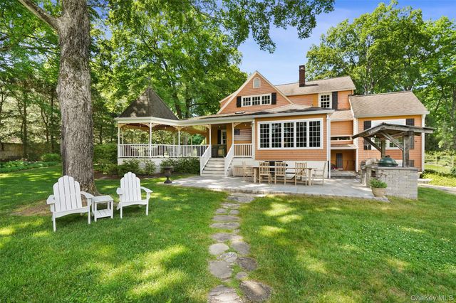 161 Ridgefield Avenue, South Salem, NY 10590