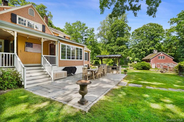 161 Ridgefield Avenue, South Salem, NY 10590