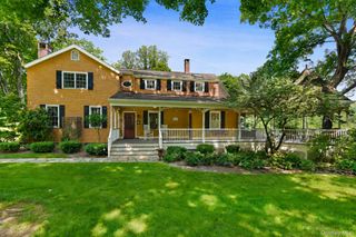 161 Ridgefield Avenue, South Salem, NY 10590
