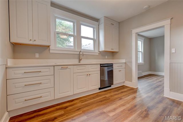 1211 Troy Road, Edwardsville, IL 62025