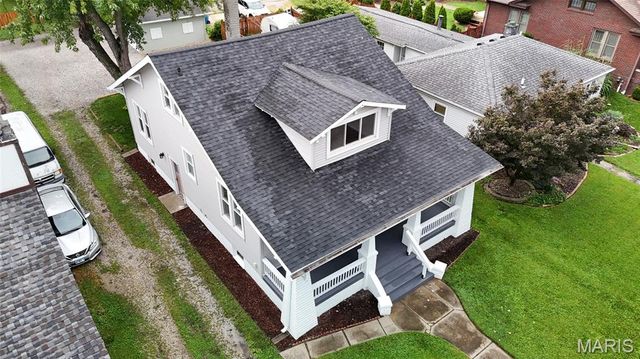 1211 Troy Road, Edwardsville, IL 62025