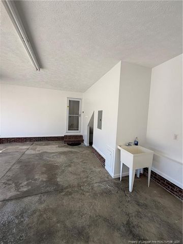 31 Buckboard Lane, Autryville, NC 28318