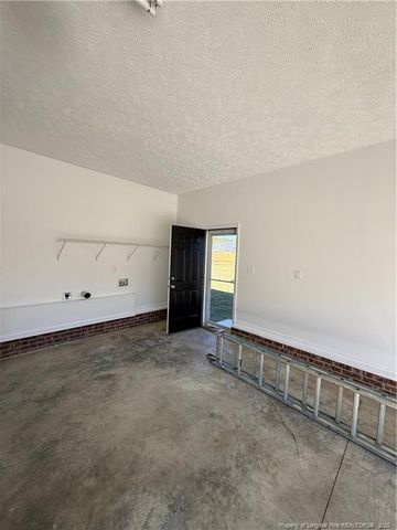 31 Buckboard Lane, Autryville, NC 28318