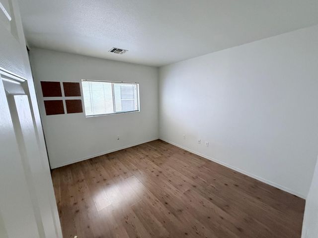 1106 S Fresno Court, Chandler, AZ 85286