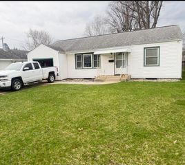 853 Sylvan Lane, South Bend, IN 46619