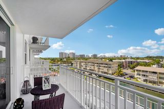 427 Golden Isles Drive 6d, Hallandale Beach, FL 33009