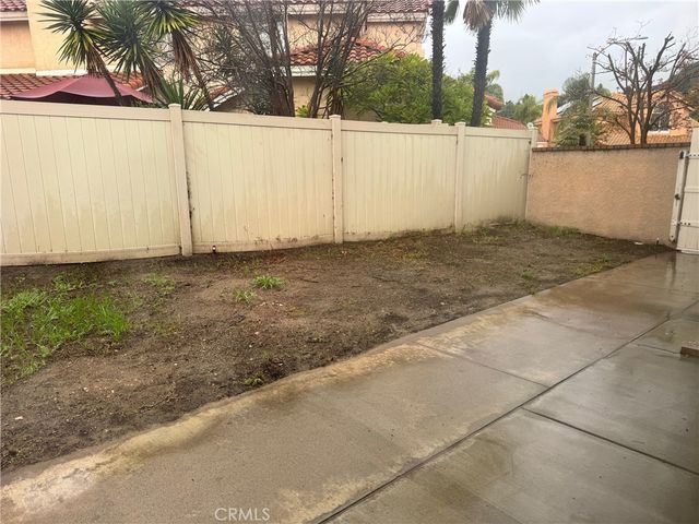 28261 Cornus Court, Highland, CA 92346