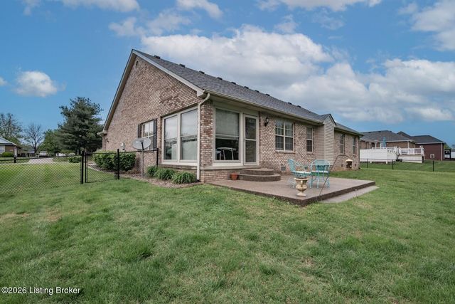 604 Memory Ln, Elizabethtown, KY 42701