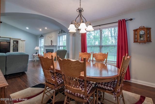 604 Memory Ln, Elizabethtown, KY 42701