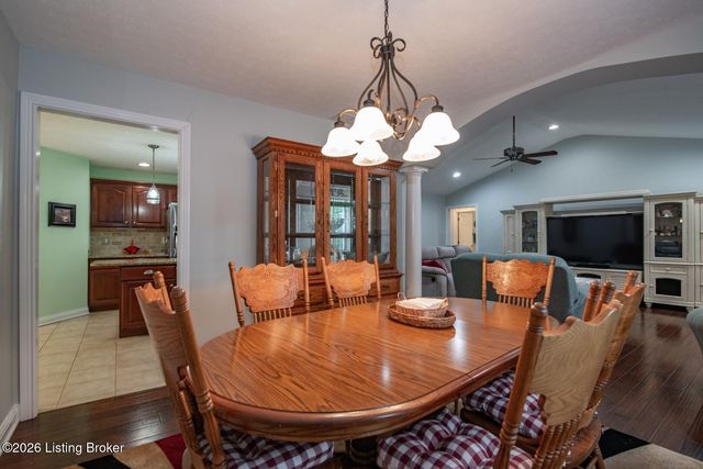604 Memory Ln, Elizabethtown, KY 42701