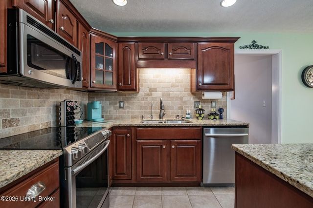 604 Memory Ln, Elizabethtown, KY 42701