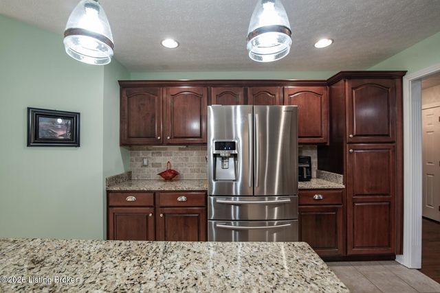 604 Memory Ln, Elizabethtown, KY 42701