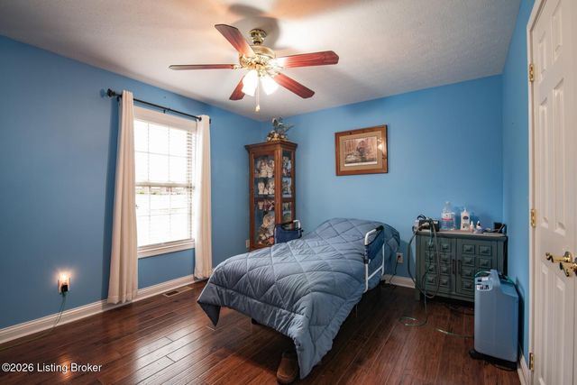 604 Memory Ln, Elizabethtown, KY 42701