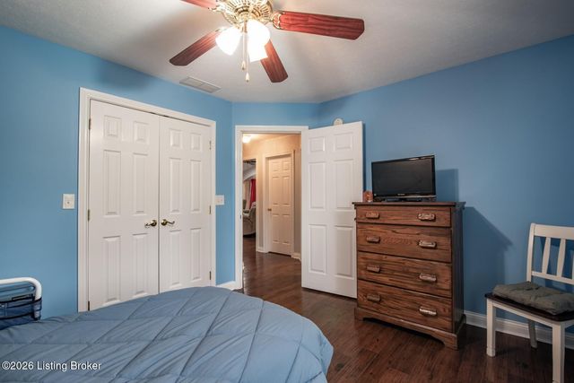 604 Memory Ln, Elizabethtown, KY 42701