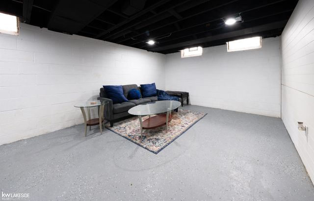 19637 Country Club Drive, Harper Woods, MI 48225