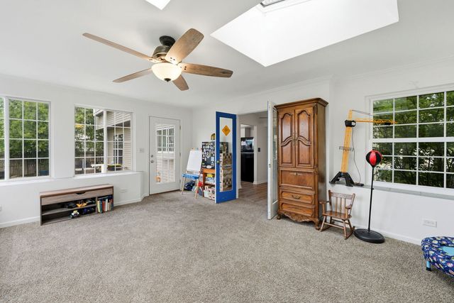 3128 Portland Court, Aurora, IL 60504