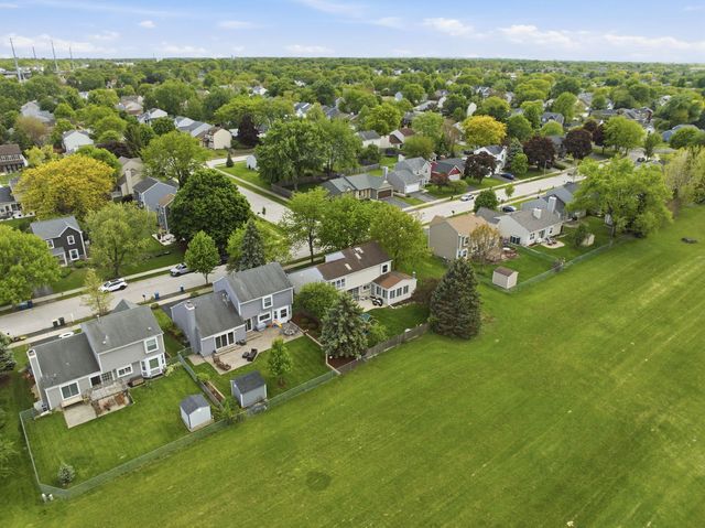 3128 Portland Court, Aurora, IL 60504