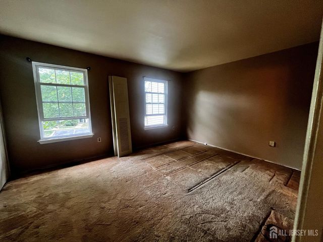 260 Palombi Court, East Brunswick, NJ 08816