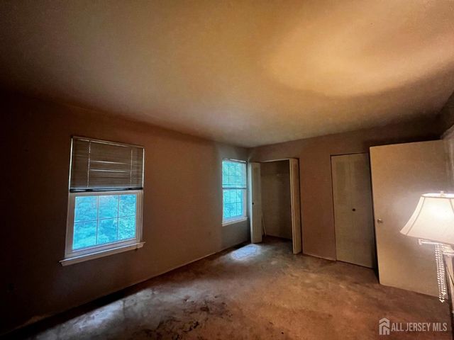 260 Palombi Court, East Brunswick, NJ 08816