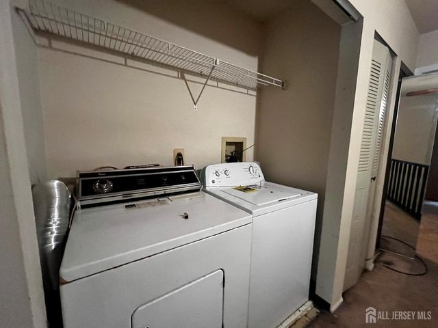 260 Palombi Court, East Brunswick, NJ 08816