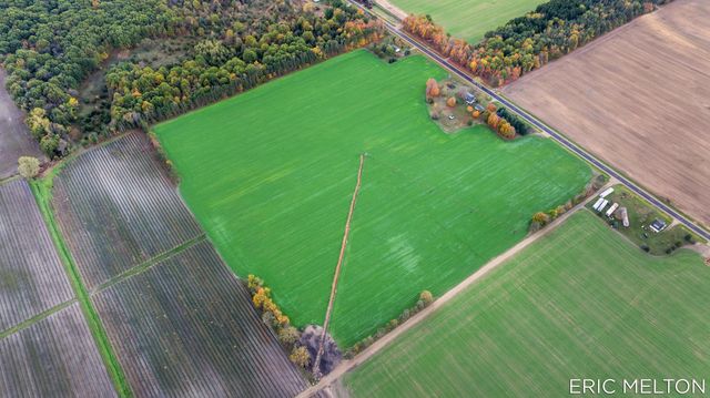 529 68th Street 1, South Haven, MI 49090