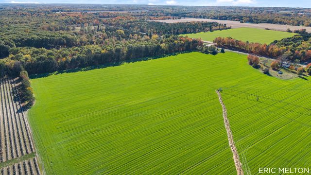 529 68th Street 1, South Haven, MI 49090