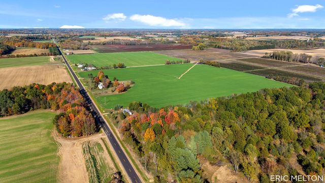 529 68th Street 1, South Haven, MI 49090