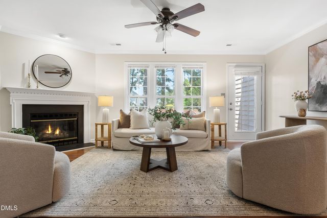 306 Knightsborough Way, Apex, NC 27502