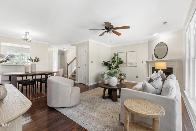 306 Knightsborough Way, Apex, NC 27502