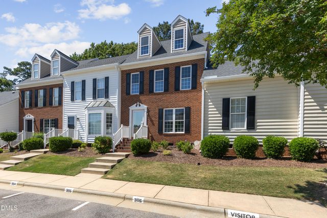 306 Knightsborough Way, Apex, NC 27502