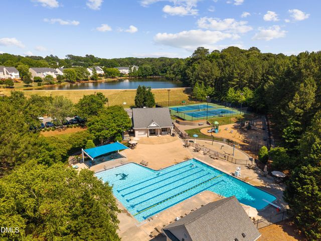 306 Knightsborough Way, Apex, NC 27502