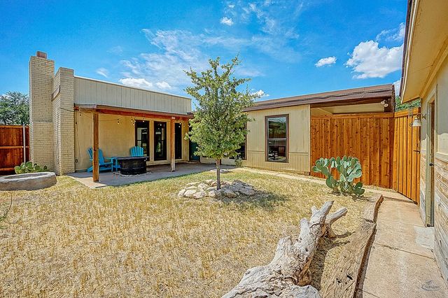 1700 Ward St, Midland, TX 79705