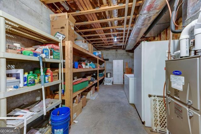 44 W D Court, Ellijay, GA 30540