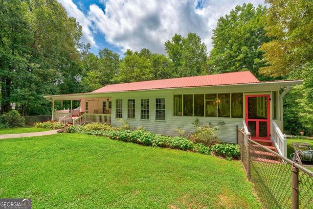 44 W D Court, Ellijay, GA 30540