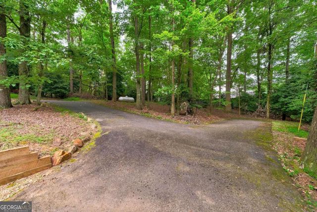 44 W D Court, Ellijay, GA 30540