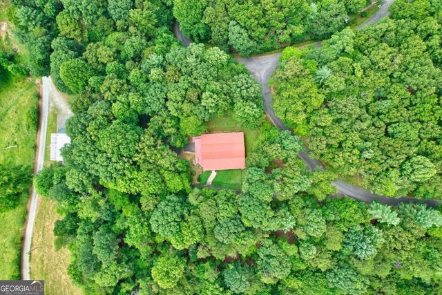 44 W D Court, Ellijay, GA 30540