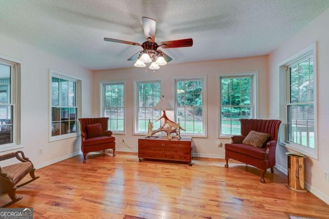 44 W D Court, Ellijay, GA 30540