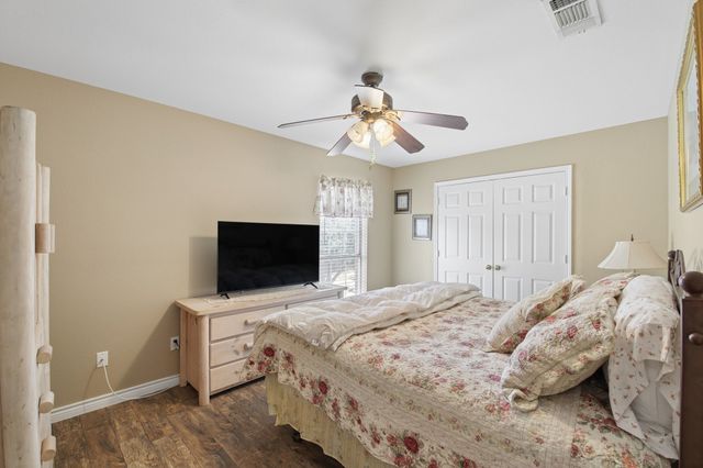 3039 Bosswood Court, Grand Prairie, TX 75052