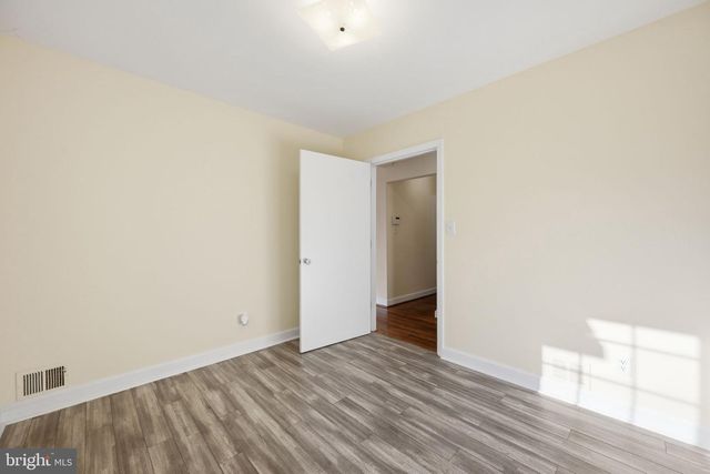 8112 WEST BEACH NW, Washington, DC 20012