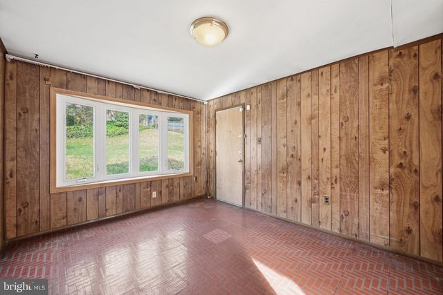 8112 WEST BEACH NW, Washington, DC 20012