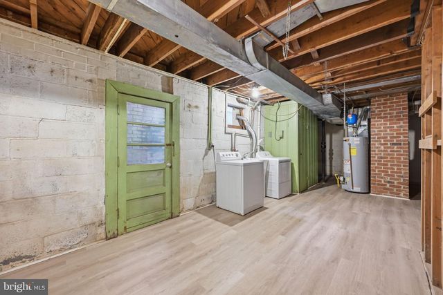 8112 WEST BEACH NW, Washington, DC 20012