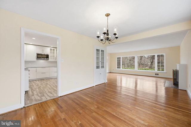 8112 WEST BEACH NW, Washington, DC 20012