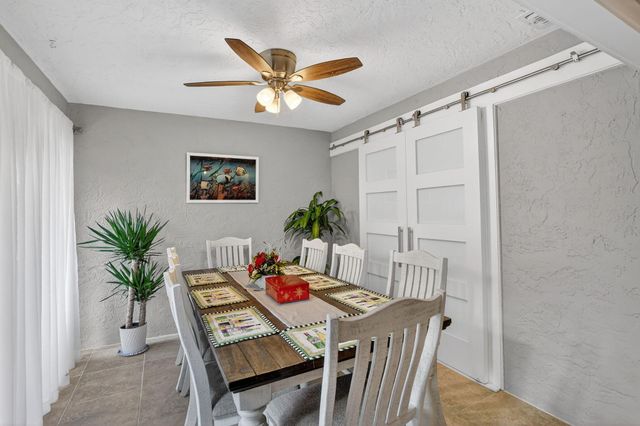 8081 Springtree Road, Boca Raton, FL 33496