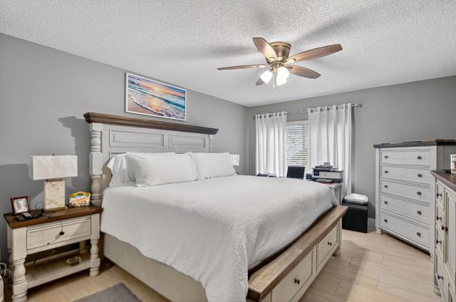 8081 Springtree Road, Boca Raton, FL 33496